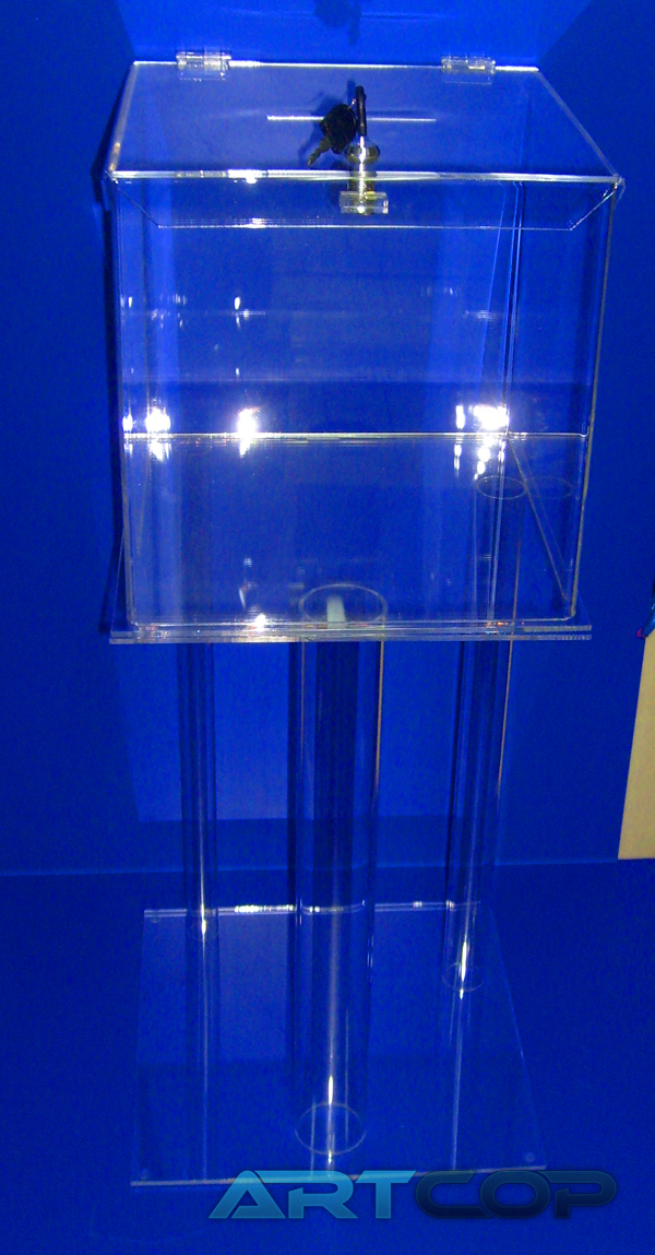 Skarbona 30x30x30 z Plexi + stopa